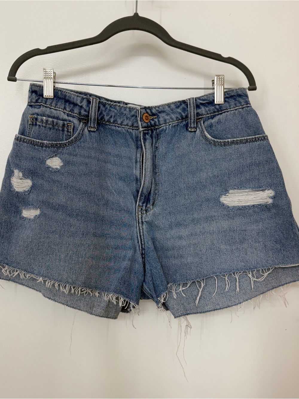 Hollister Womens Size 9 W29 Curv Ultra High-Rise Distressed Denim Shorts